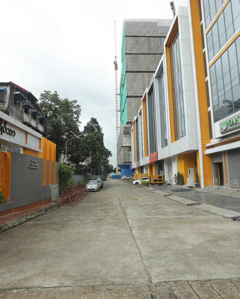 Lan Thit Avenue, Sae Paing Development